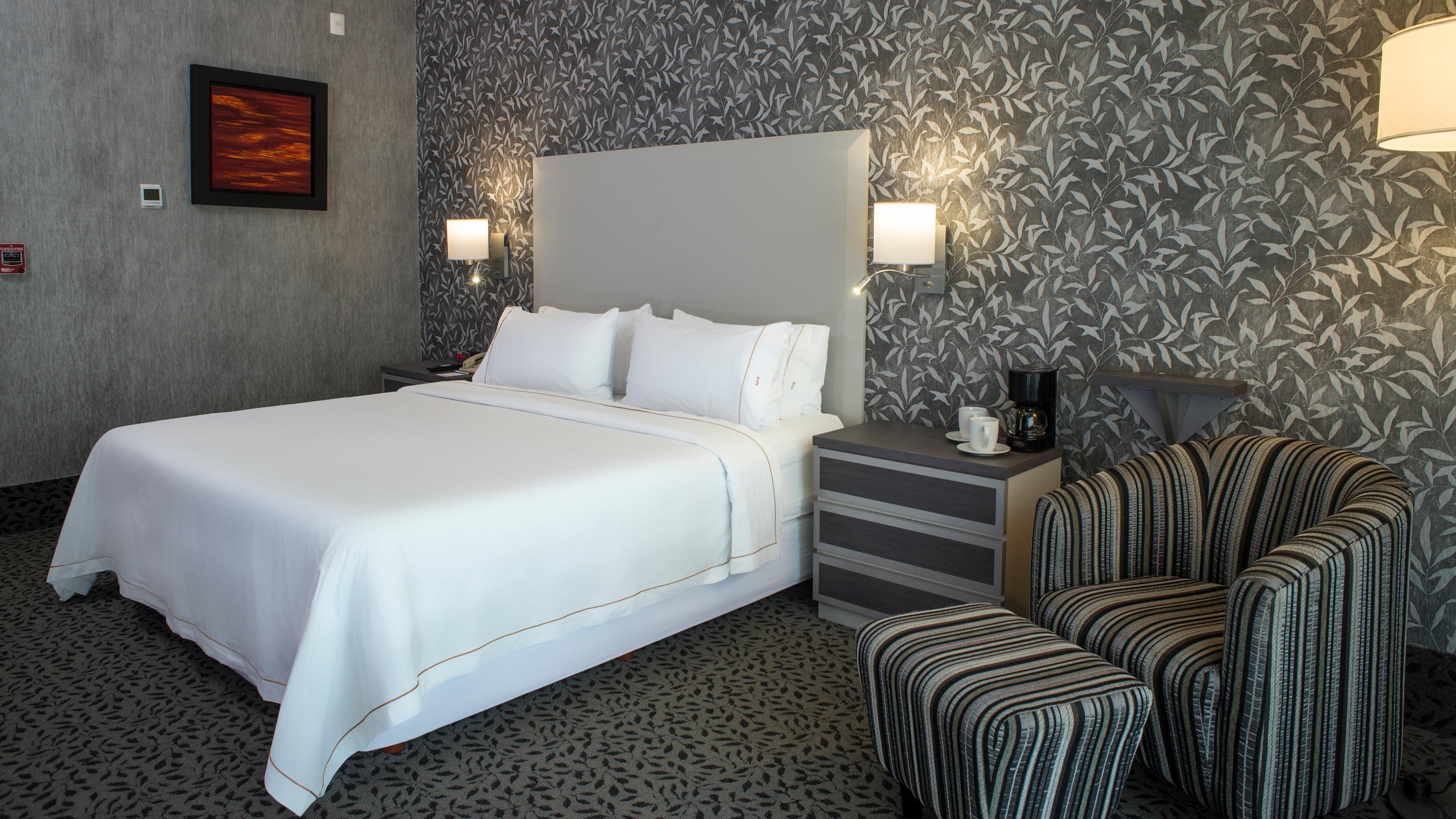 Holiday Inn Express & Suites Queretaro By Ihg Exterior photo