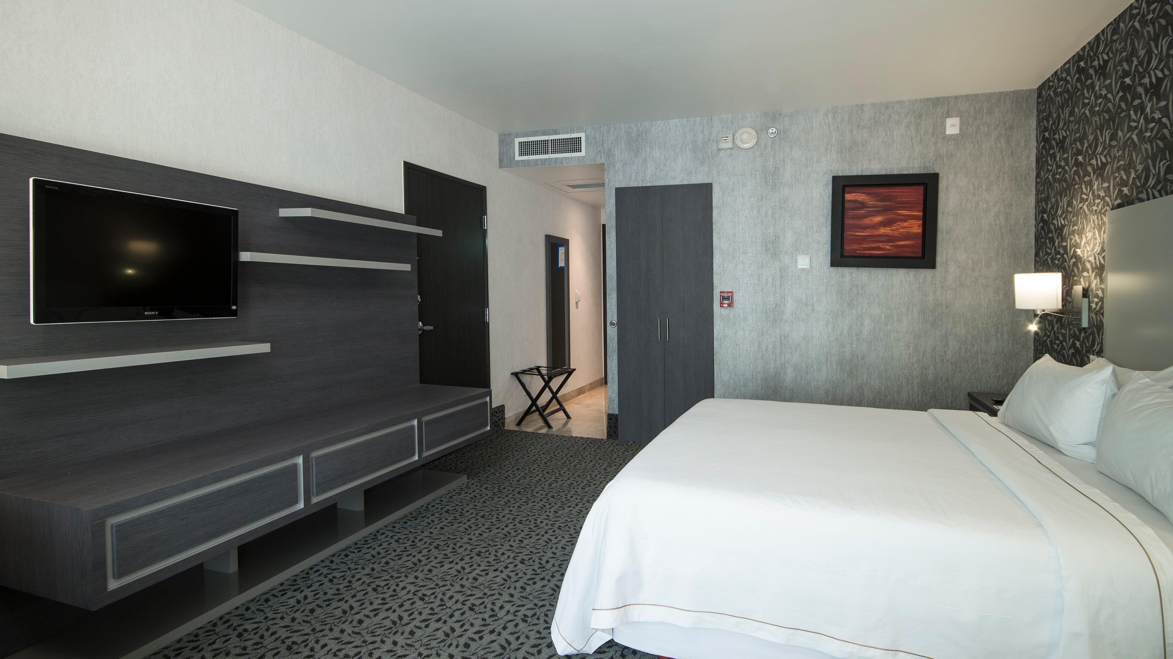 Holiday Inn Express & Suites Queretaro By Ihg Exterior photo