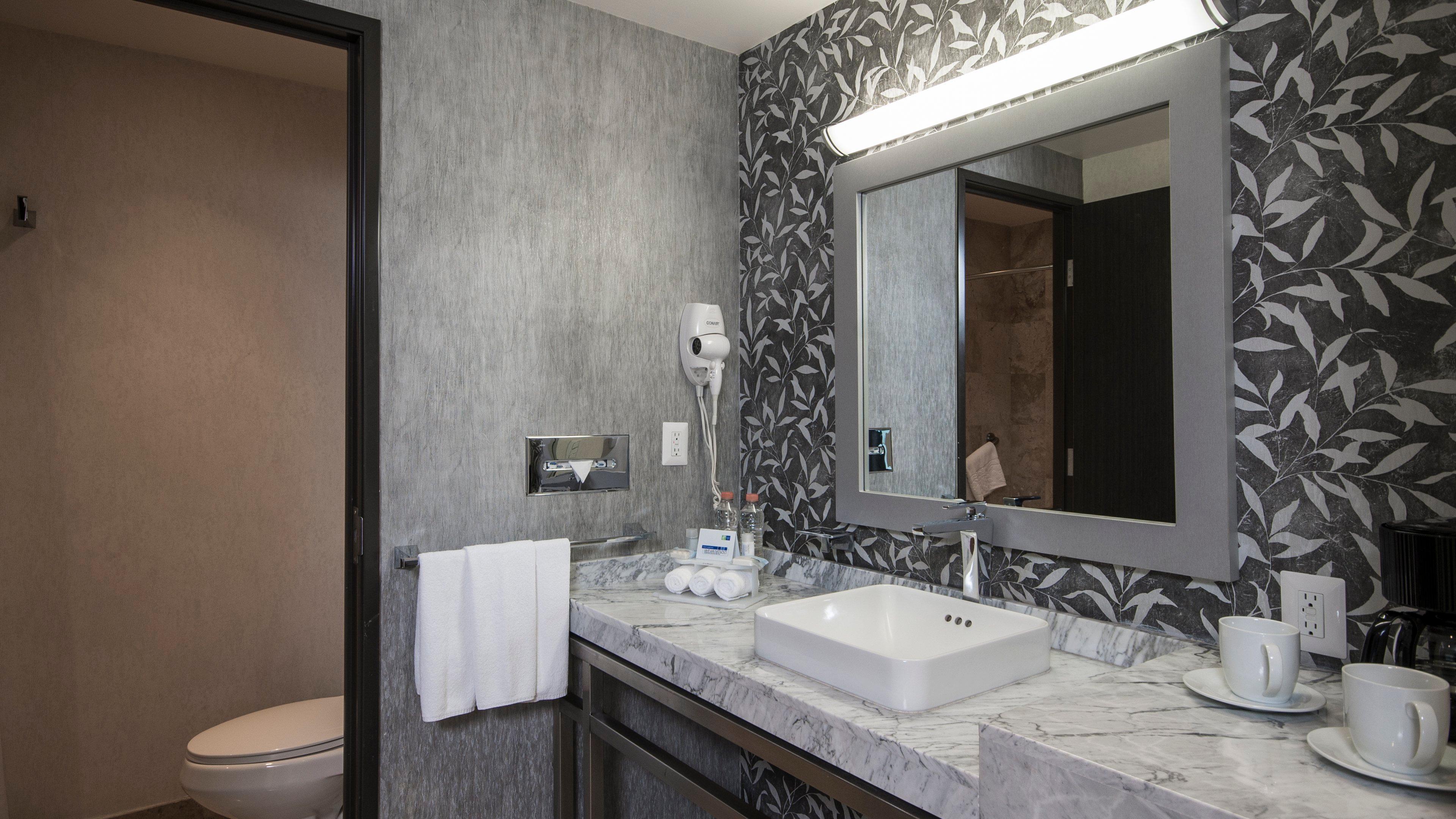 Holiday Inn Express & Suites Queretaro By Ihg Exterior photo