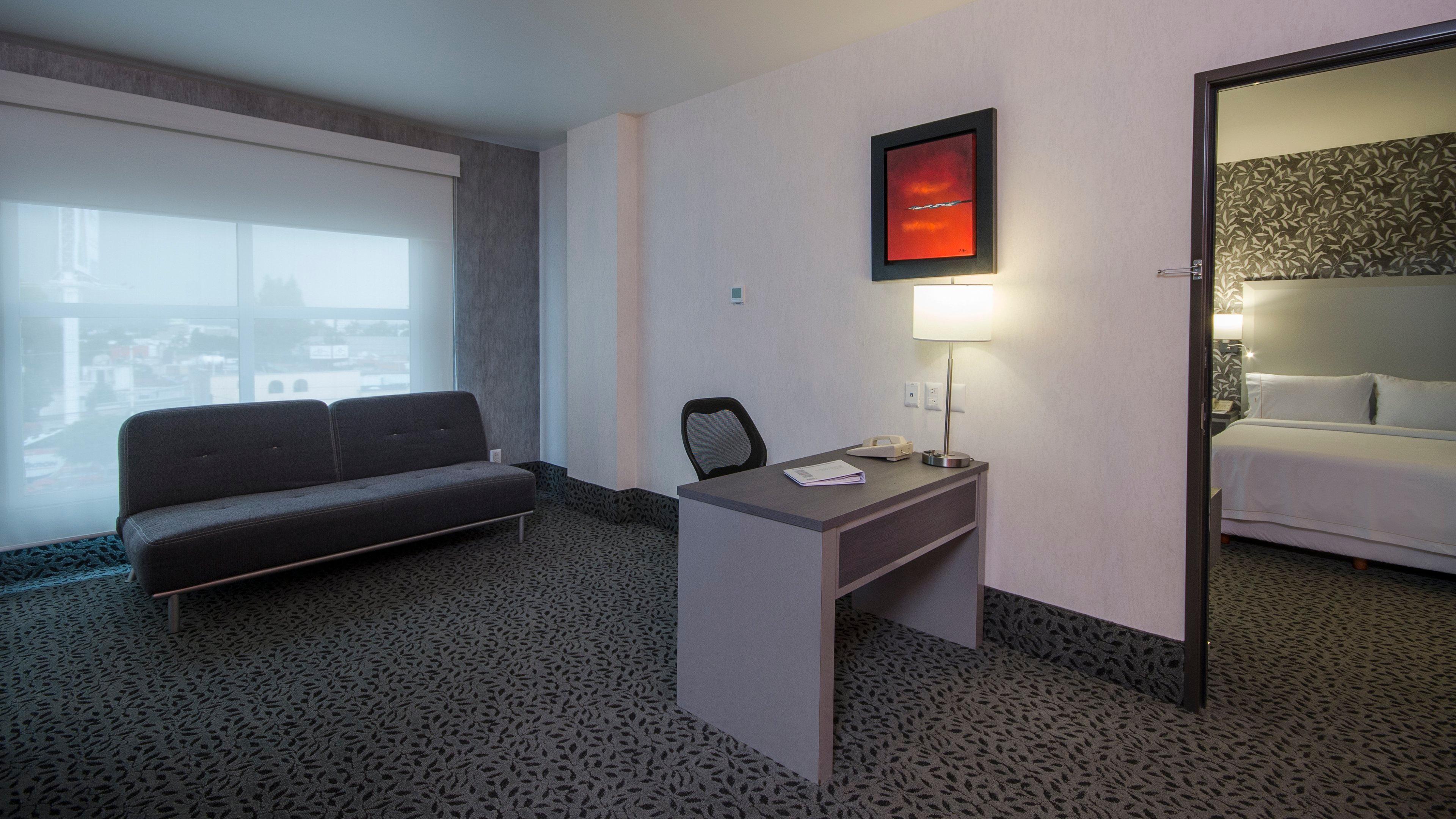 Holiday Inn Express & Suites Queretaro By Ihg Exterior photo