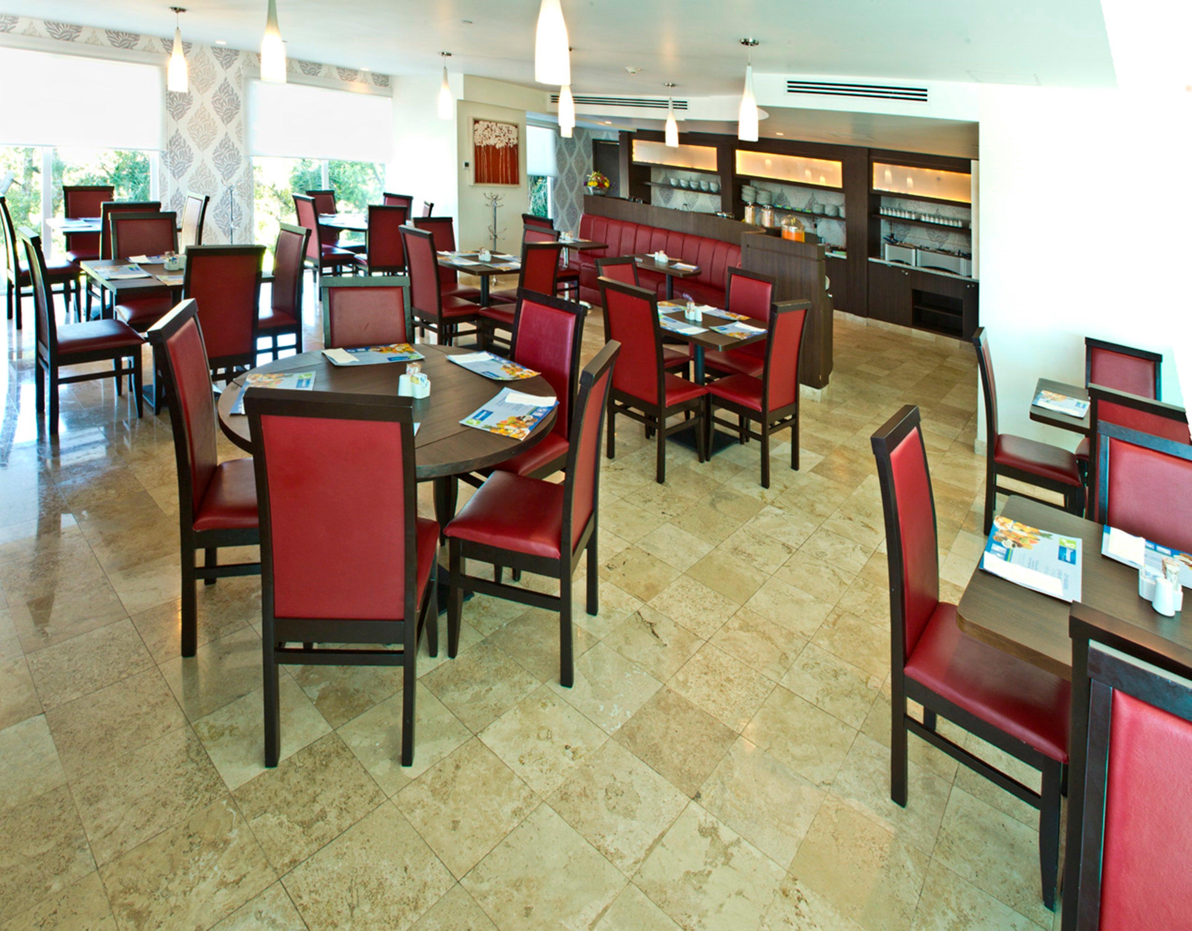 Holiday Inn Express & Suites Queretaro By Ihg Exterior photo