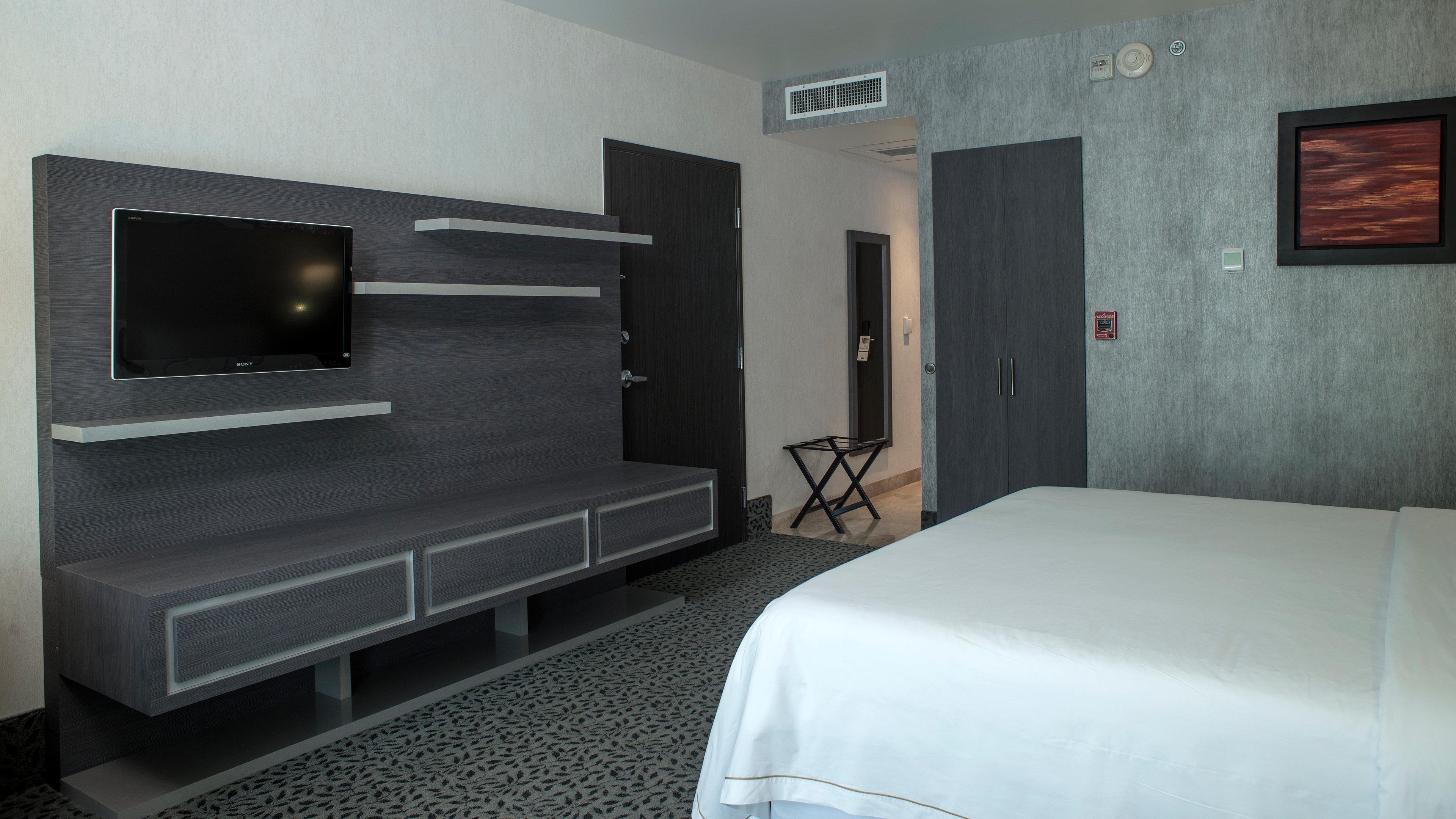 Holiday Inn Express & Suites Queretaro By Ihg Exterior photo