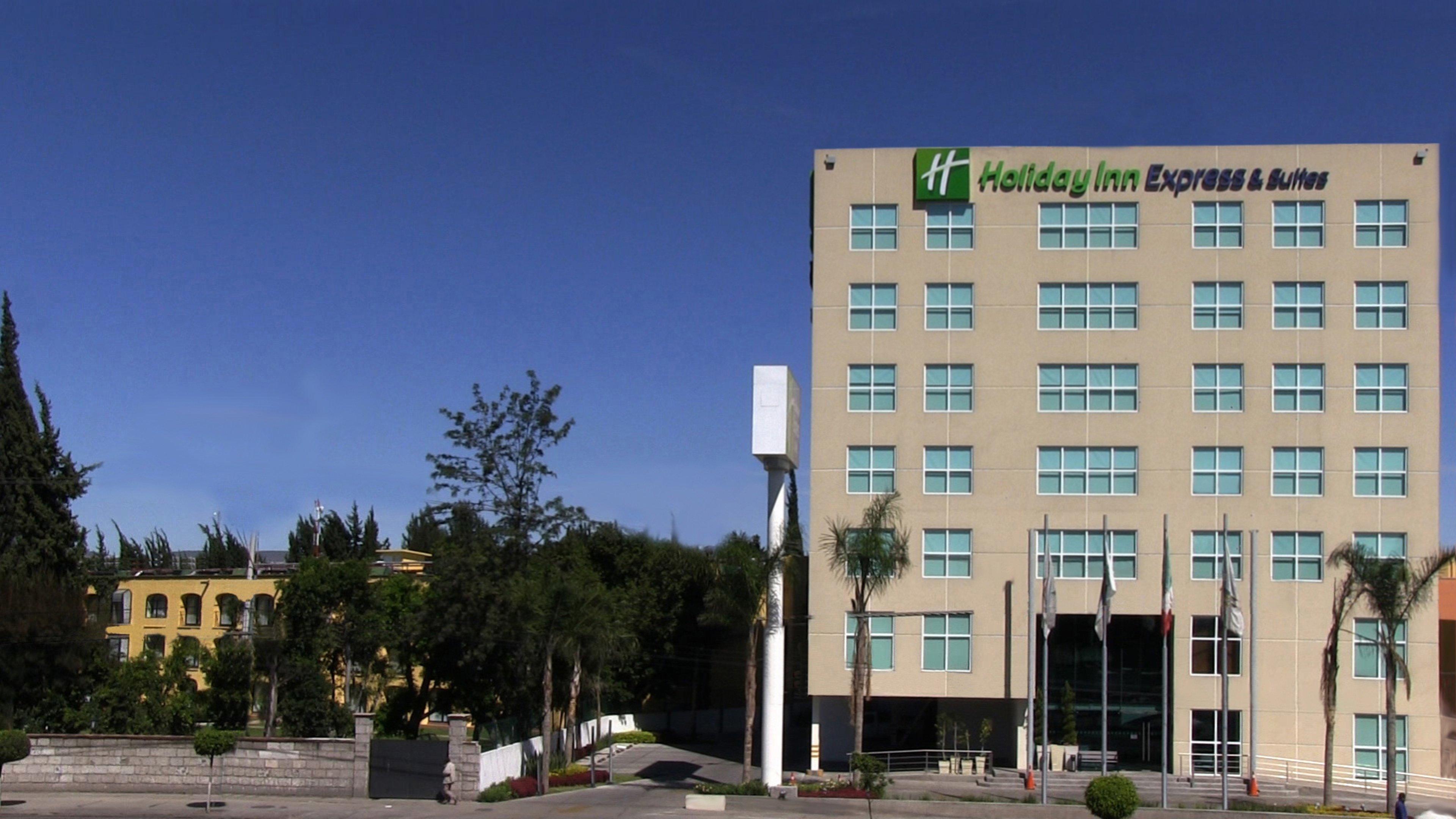 Holiday Inn Express & Suites Queretaro By Ihg Exterior photo
